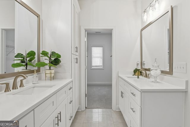 110 Via Roma, Woodstock, GA 30189