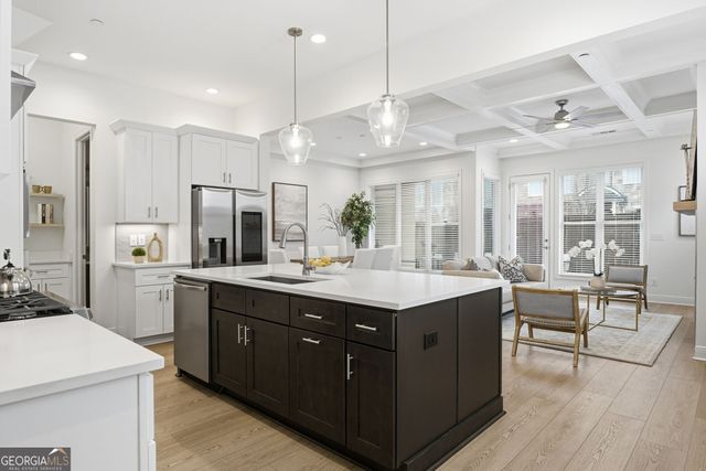 110 Via Roma, Woodstock, GA 30189
