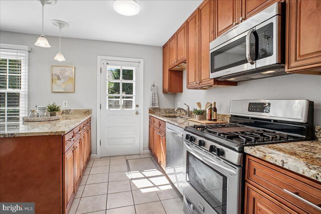 9501 TREGARON PL, Burke, VA 22015