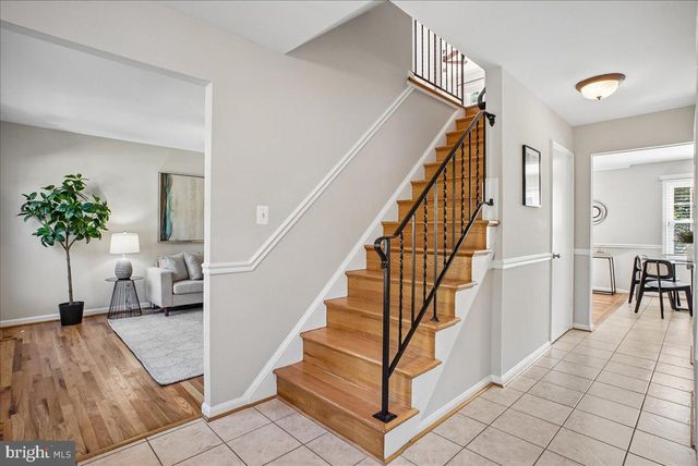 9501 TREGARON PL, Burke, VA 22015