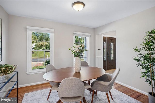 9501 TREGARON PL, Burke, VA 22015