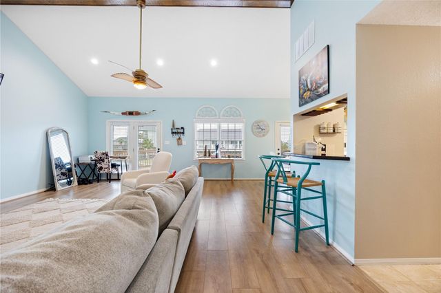 1114 Tiki Drive, Tiki Island, TX 77554