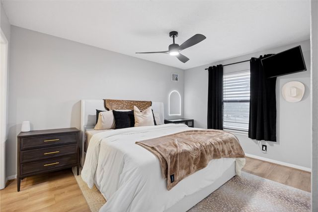 1114 Tiki Drive, Tiki Island, TX 77554