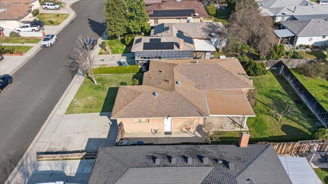 1335 Cindy Avenue, Clovis, CA 93612