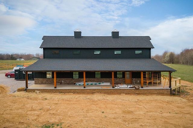 123 Cattlemans Dr, Sparta, TN 38583