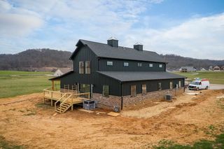 123 Cattlemans Dr, Sparta, TN 38583