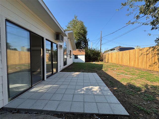 6511 Devine Drive, Arlington, TX 76001