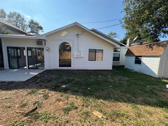 6511 Devine Drive, Arlington, TX 76001