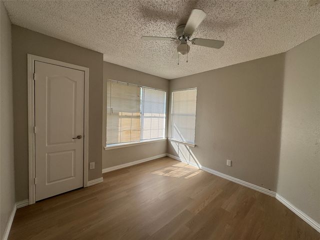 6511 Devine Drive, Arlington, TX 76001