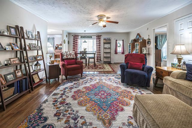 1542 GLENHAVEN Lane, Erie, PA 16509