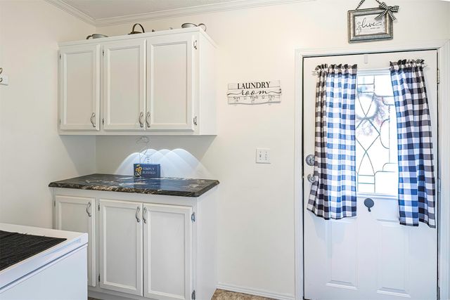 1542 GLENHAVEN Lane, Erie, PA 16509