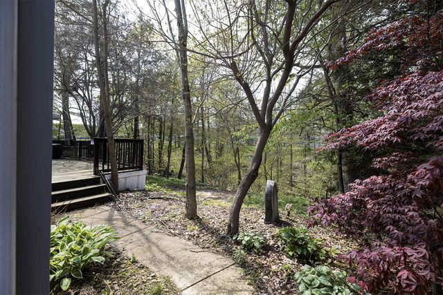 1542 GLENHAVEN Lane, Erie, PA 16509
