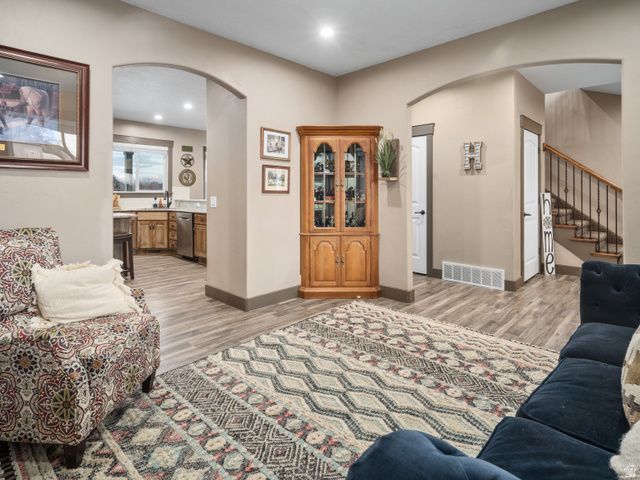 3736 W HAMMON LN, Syracuse, UT 84075