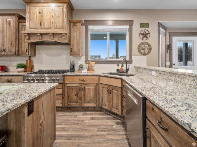 3736 W HAMMON LN, Syracuse, UT 84075