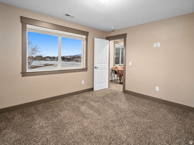 3736 W HAMMON LN, Syracuse, UT 84075