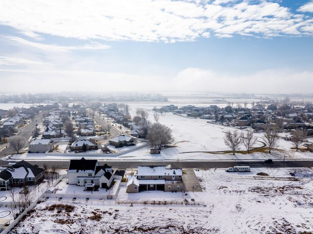 3736 W HAMMON LN, Syracuse, UT 84075