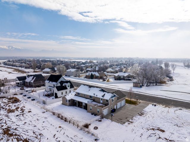 3736 W HAMMON LN, Syracuse, UT 84075