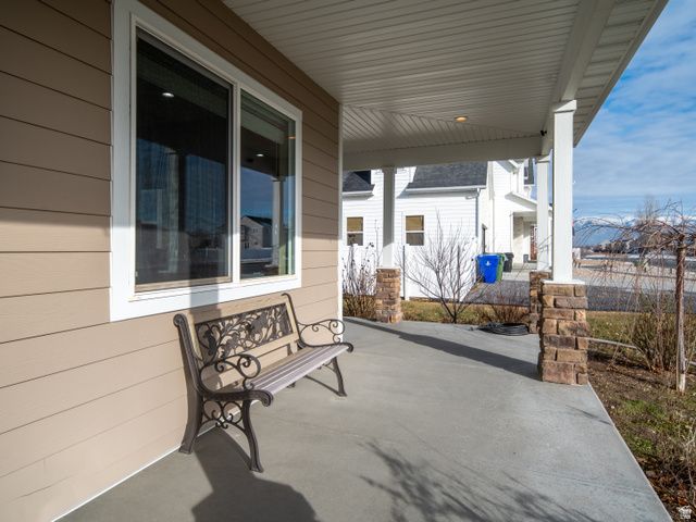 3736 W HAMMON LN, Syracuse, UT 84075