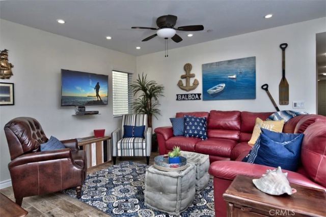 1509 E BALBOA Boulevard A, Newport Beach, CA 92661