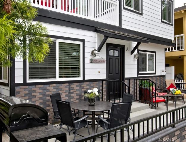 1509 E BALBOA Boulevard A, Newport Beach, CA 92661