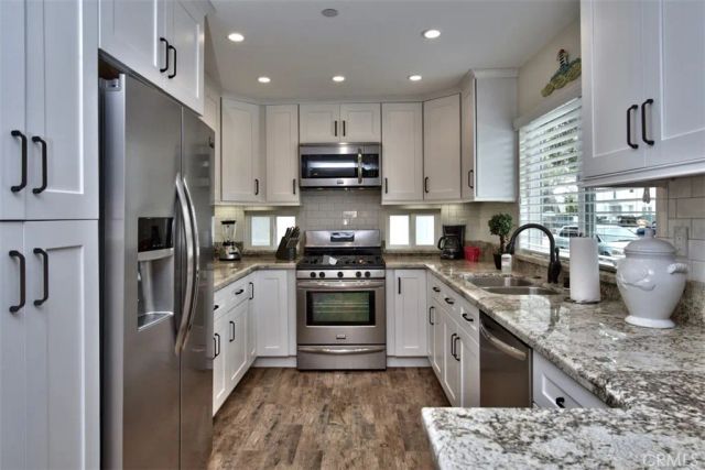 1509 E BALBOA Boulevard A, Newport Beach, CA 92661
