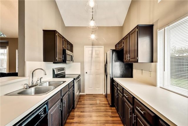 1203 Lone Wolf Trail, Carrollton, TX 75007