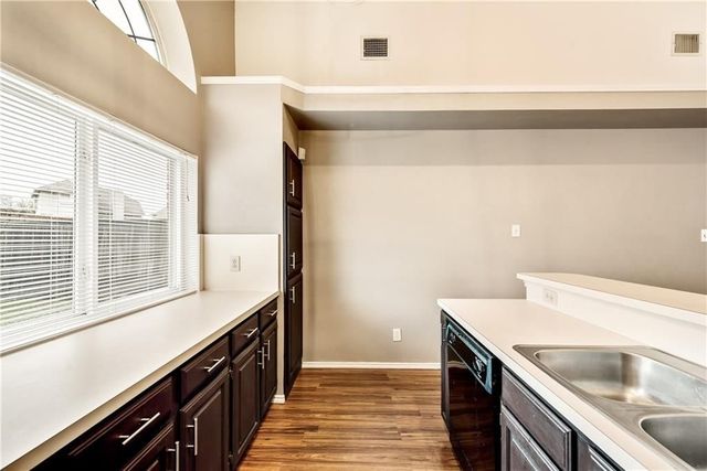 1203 Lone Wolf Trail, Carrollton, TX 75007