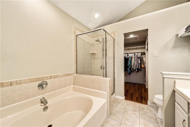 1203 Lone Wolf Trail, Carrollton, TX 75007