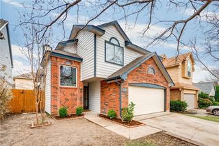 1203 Lone Wolf Trail, Carrollton, TX 75007