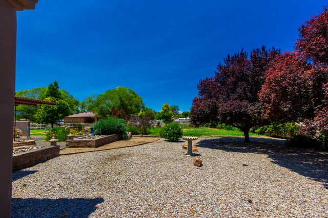 930 Titus Loop, Bosque Farms, NM 87068