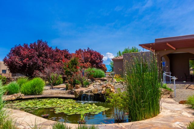 930 Titus Loop, Bosque Farms, NM 87068