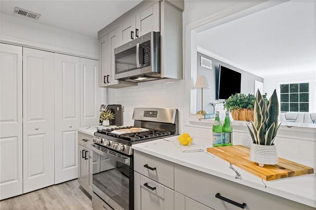 709 Berkeley Woods Drive, Duluth, GA 30096