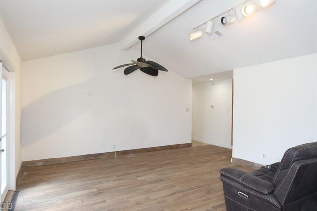 5530 Loch Lomond Drive, Houston, TX 77096