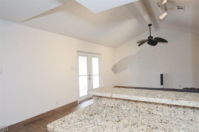 5530 Loch Lomond Drive, Houston, TX 77096