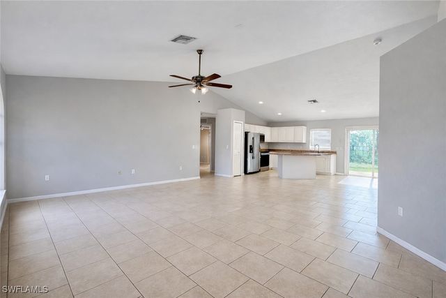 528 Peerless CIR, Lehigh Acres, FL 33974