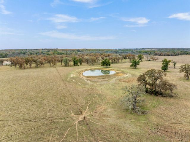 2150 County Road 412, Lexington, TX 78947