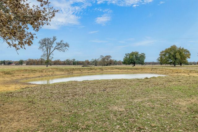 2150 County Road 412, Lexington, TX 78947