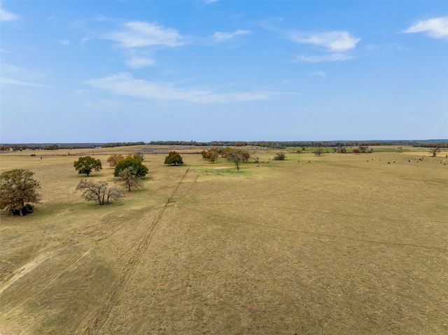 2150 County Road 412, Lexington, TX 78947