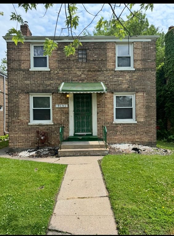 9151 S Perry Avenue, Chicago, IL 60620