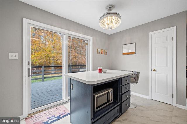 4 BRISTOL CT, Newark, DE 19702