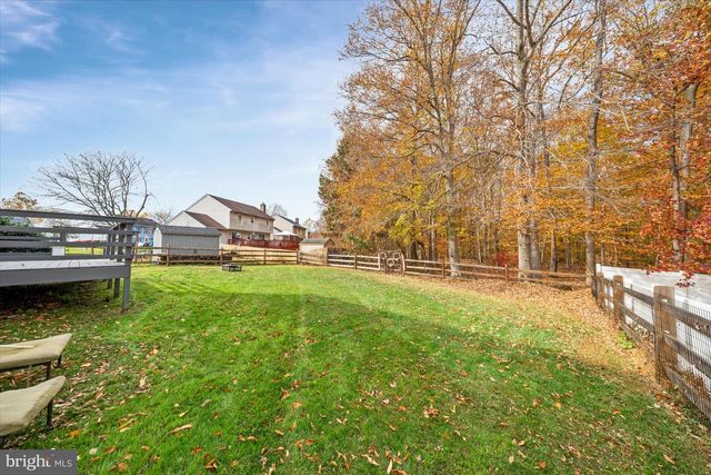 4 BRISTOL CT, Newark, DE 19702