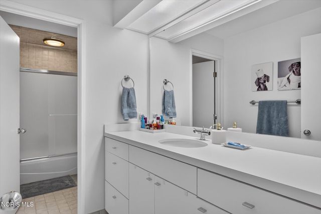 22 Exmoor, Ottawa Hills, OH 43615