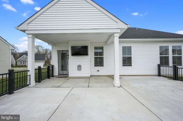 614 VIRDIN DR, Smyrna, DE 19977