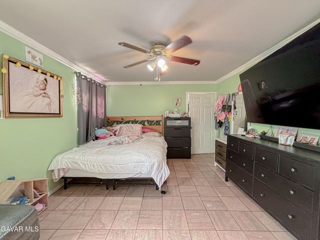 10416 Cantara Street, Sun Valley, CA 91352