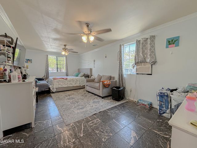 10416 Cantara Street, Sun Valley, CA 91352