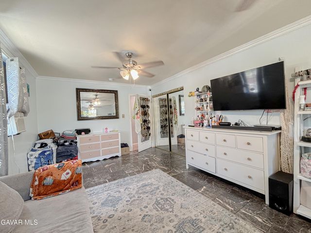 10416 Cantara Street, Sun Valley, CA 91352