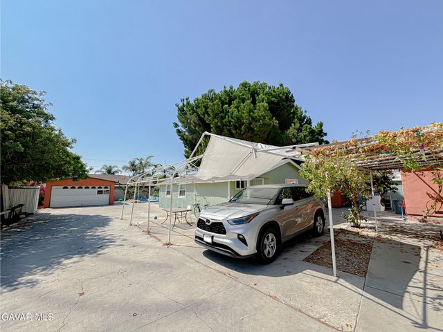 10416 Cantara Street, Sun Valley, CA 91352