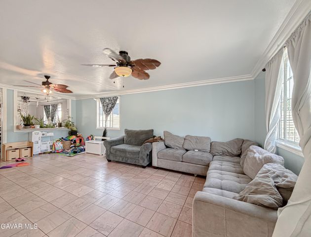 10416 Cantara Street, Sun Valley, CA 91352