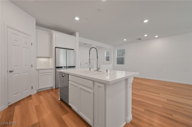 9941 Cluny Avenue, Las Vegas, NV 89178