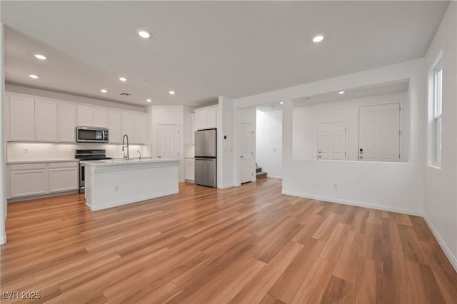 9941 Cluny Avenue, Las Vegas, NV 89178